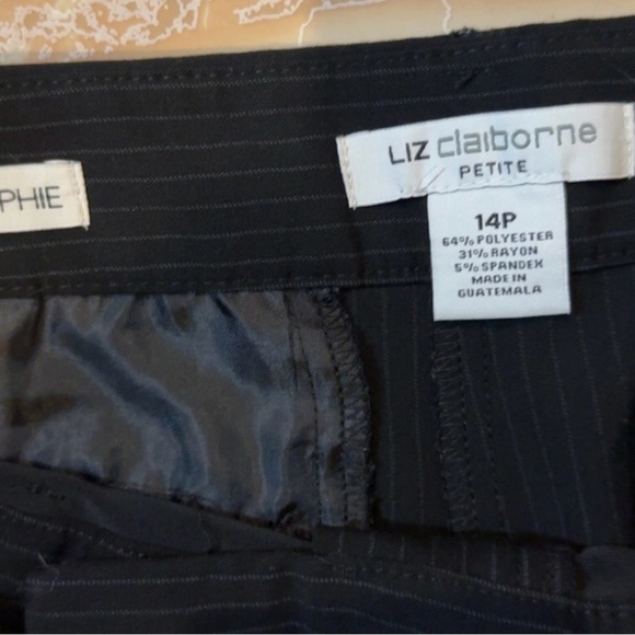Liz Claiborne Black Classic Trousers - Picture 3 of 8
